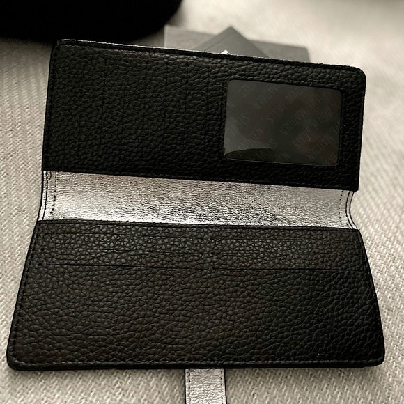 NWT – Steve Madden Foldover Wallet (Black) - Picture 3 of 6